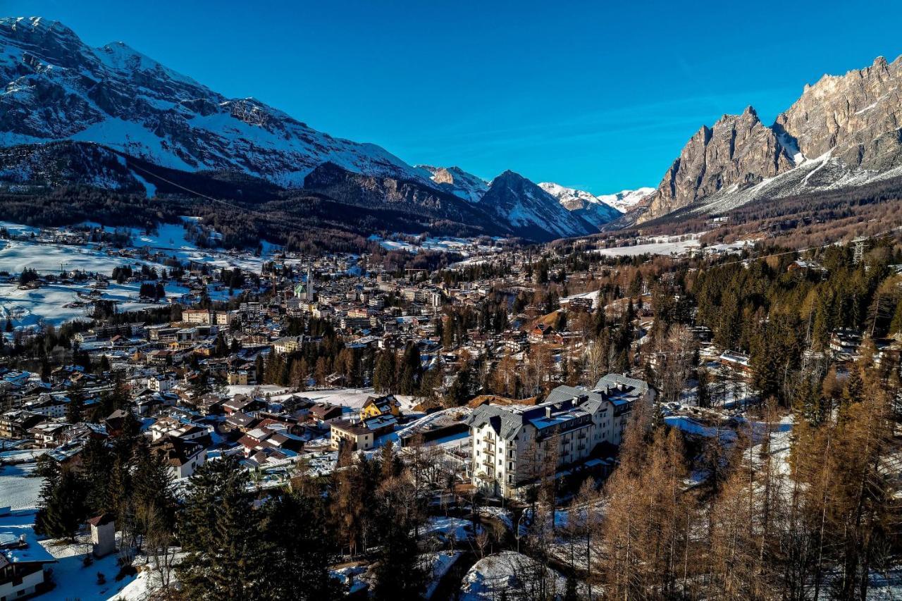 Cristallo, A Luxury Collection Resort & Spa, Cortina D 'Ampezzo Cortina d'Ampezzo Exterior foto